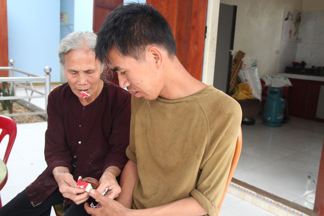 Cuộc sống sang trang mới của mẹ già 79 tuổi từng có ý định cho 6 con dại ăn một bữa thật no rồi uống thuốc độc cùng chết