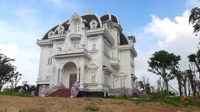 Xôn xao ngôi biệt thự rộng gần 2000m2 của cụ bà tuổi 78 ở Hà Tĩnh