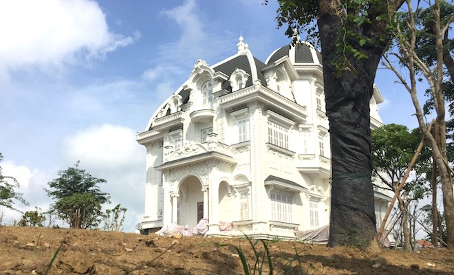 Xôn xao ngôi biệt thự rộng gần 2000m2 của cụ bà tuổi 78 ở Hà Tĩnh