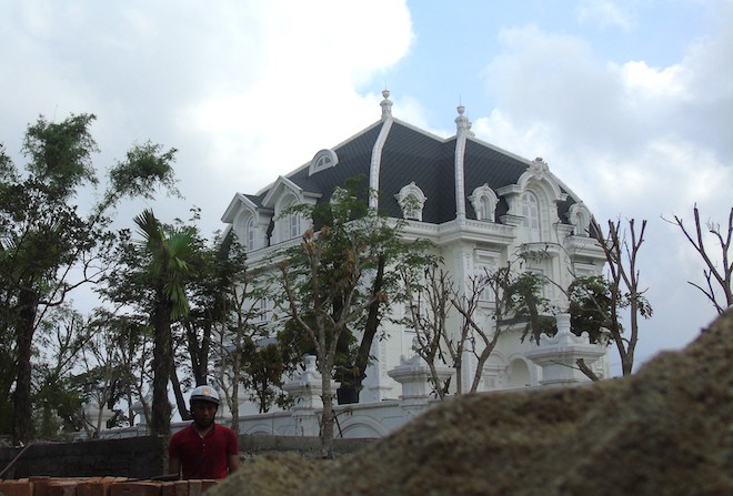 Xôn xao ngôi biệt thự rộng gần 2000m2 của cụ bà tuổi 78 ở Hà Tĩnh