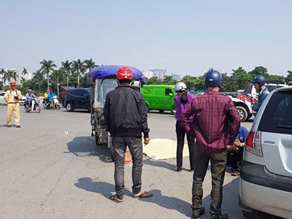 Ba tài xế taxi đánh chết người lái xe ba gác do va chạm giao thông