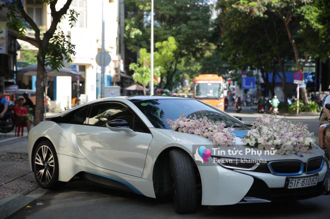 Ông xã thiếu gia lái siêu xe 7 tỷ, chuẩn bị đón Diệp Lâm Anh về dinh