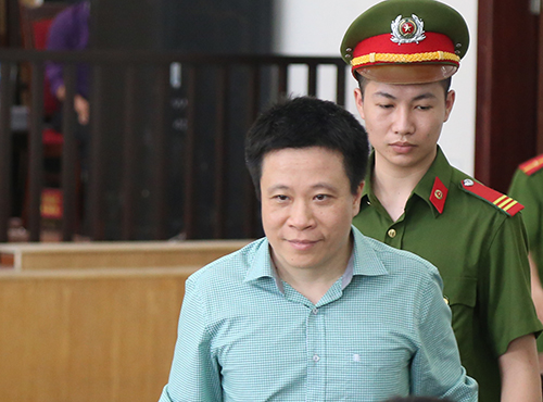 Luật sư: Ông Nguyễn Xuân Sơn có ba cách thoát án tử hình