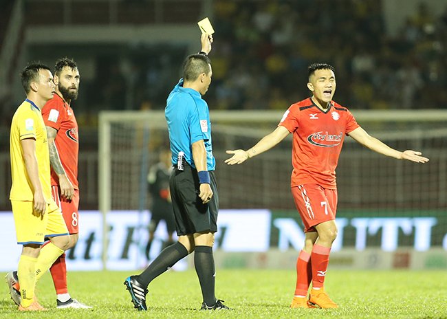 Bị Công Vinh bỏ rơi, HLV Miura sẽ ra sao?