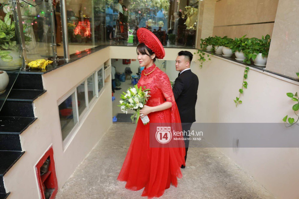 Phủ nhận tin đồn có bầu nhưng hành động của Diệp Lâm Anh lại chứng minh điều ngược lại?