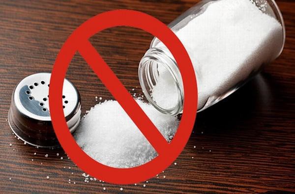 Giải pháp ăn uống cho người huyết áp cao vào mùa hè