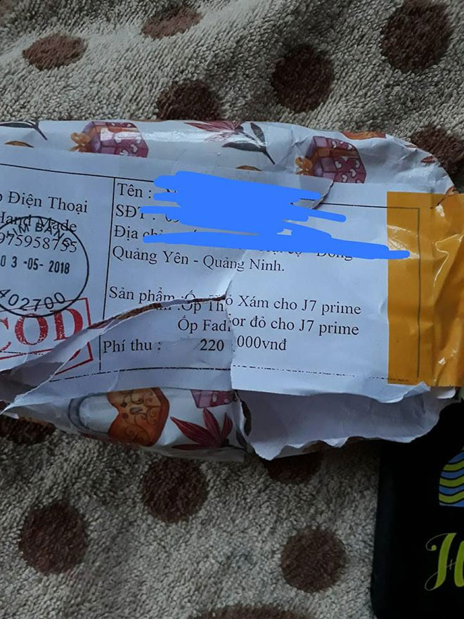 Hai khách hàng online một số phận: Người mua ốp điện thoại, người mua bánh Tiramisu cùng chung một cái kết đắng