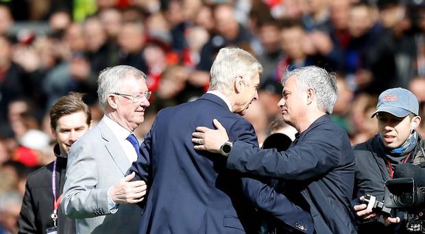 Nóng: Sir Alex Ferguson nhập viện cấp cứu vì xuất huyết não Nóng: Sir Alex Ferguson nhập viện cấp cứu vì xuất huyết não