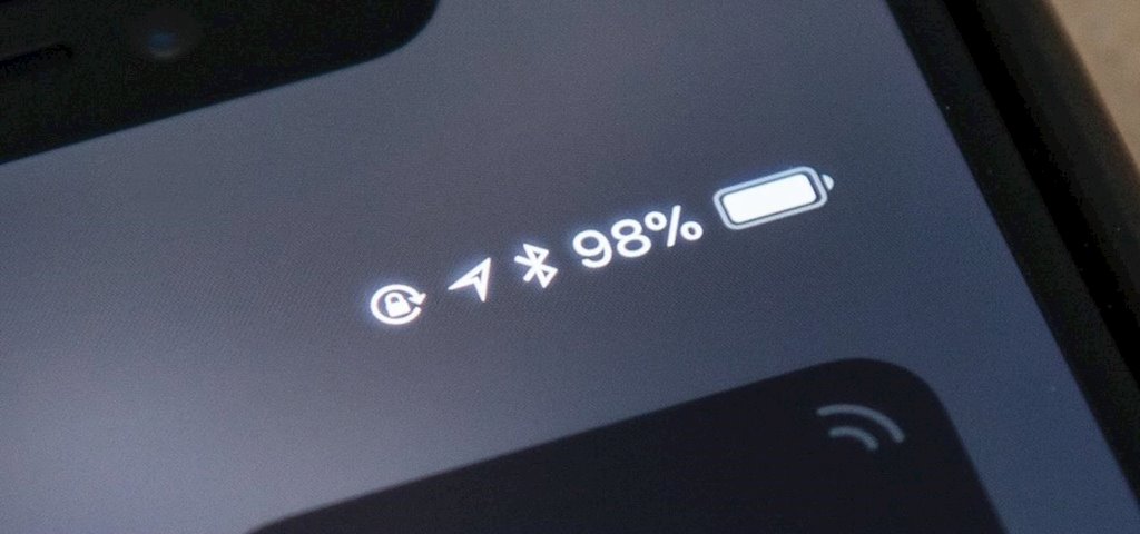 iFan cáo buộc Apple làm khó dễ khi họ muốn thay pin cho iPhone iFan cáo buộc Apple làm khó dễ khi họ muốn thay pin cho iPhone