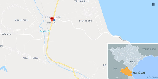 Xe chở rác mất lái đâm vào nhà dân, 3 người nguy kịch