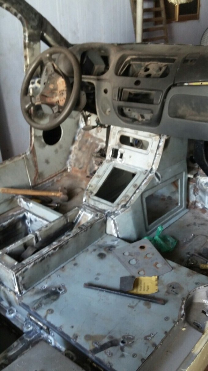 Điều ít biết về xe hơi chạy điện đầu tiên do người Việt chế tạo