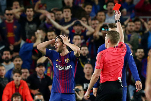 Barca bất phân thắng bại với Real trên sân Nou Camp