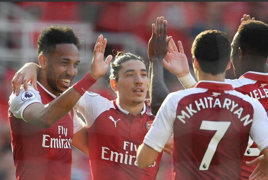 Arsene Wenger chính thức tạm biệt sân Emirates