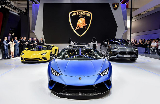 Lamborghini Huracan bản mui trần ra mắt, giá gần 7 tỷ đồng