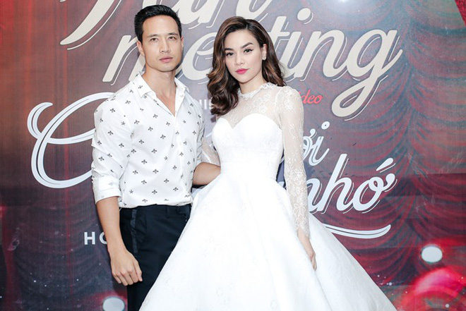 Hà Hồ - Kim Lý ngày càng lộ rõ nét phu thê trên gương mặt