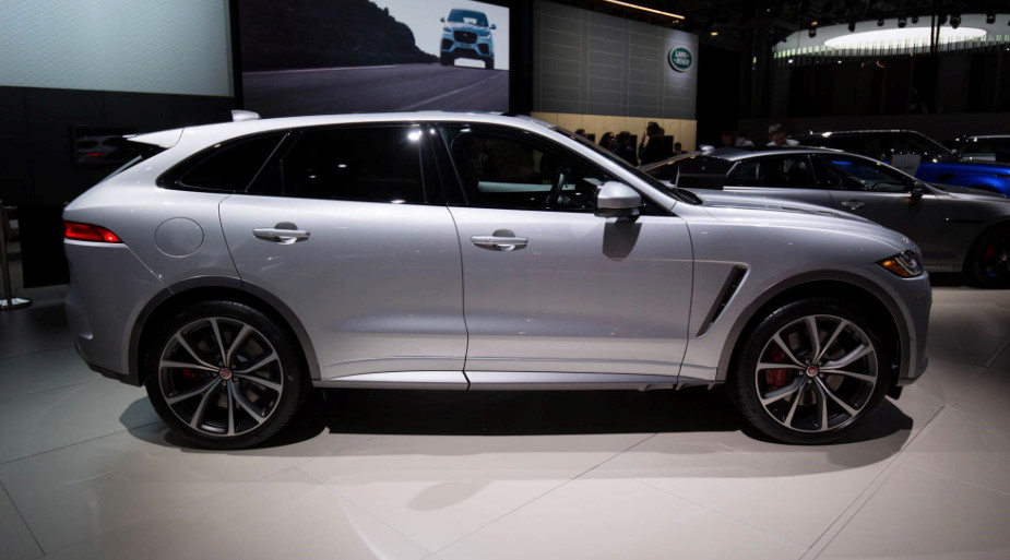 Jaguar F-Pace 2019 cao cấp và thông minh hơn