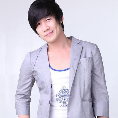 Những sao nam khốn đốn khi vướng phải nghi án gạ tình trong showbiz Việt