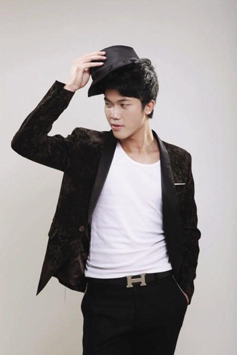 Những sao nam khốn đốn khi vướng phải nghi án gạ tình trong showbiz Việt