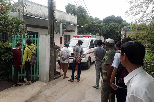 Trưởng phòng tổ chức Sở NN&PTNT; chết trong tư thế treo cổ