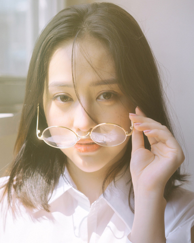 Thuý Vi 3 năm sau ngày nổi tiếng: Nếu con gái Vi lặp lại những gì mình từng làm trong quá khứ, Vi sẽ tát cho nó tỉnh! Thuý Vi 3 năm sau ngày nổi tiếng: Nếu con gái Vi lặp lại những gì mình từng làm trong quá khứ, Vi sẽ tát cho nó tỉnh!