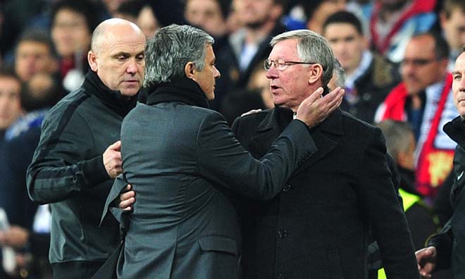 Cú sốc MU: Sir Alex trước khi nhập viện, tiếp cận Pep thay Mourinho?