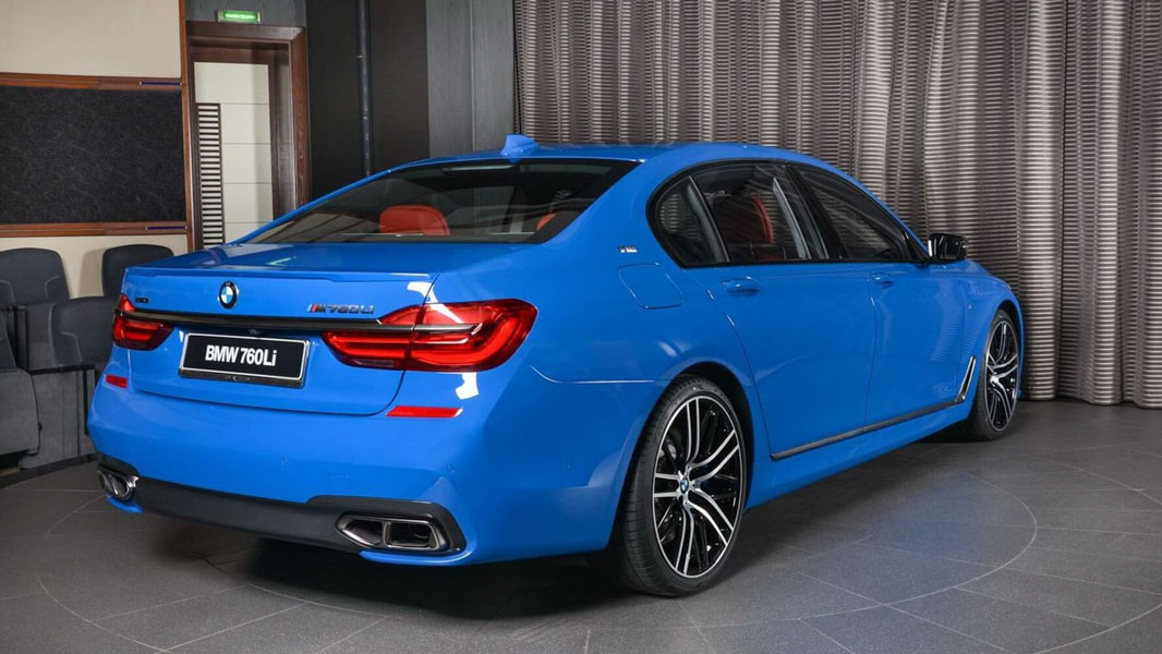 Hàng độc BMW M760Li với màu sơn Xanh Dương tại Abu Dhabi Hàng độc BMW M760Li với màu sơn Xanh Dương tại Abu Dhabi