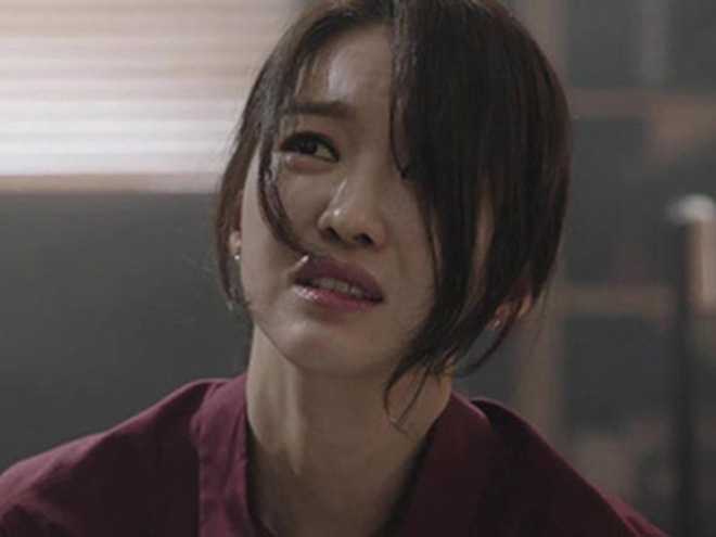 Đau đớn ê chề vì ngay sau ngày cưới có người phụ nữ khác dẫn con riêng của chồng đến trước cửa nhà nhận cha