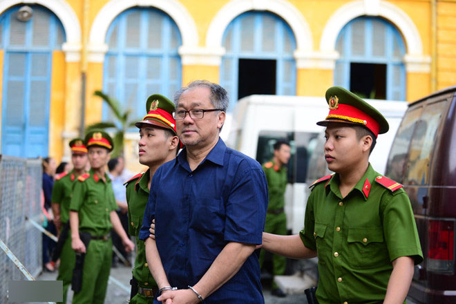 Triệu tập hơn trăm người đến phiên xử Hứa Thị Phấn