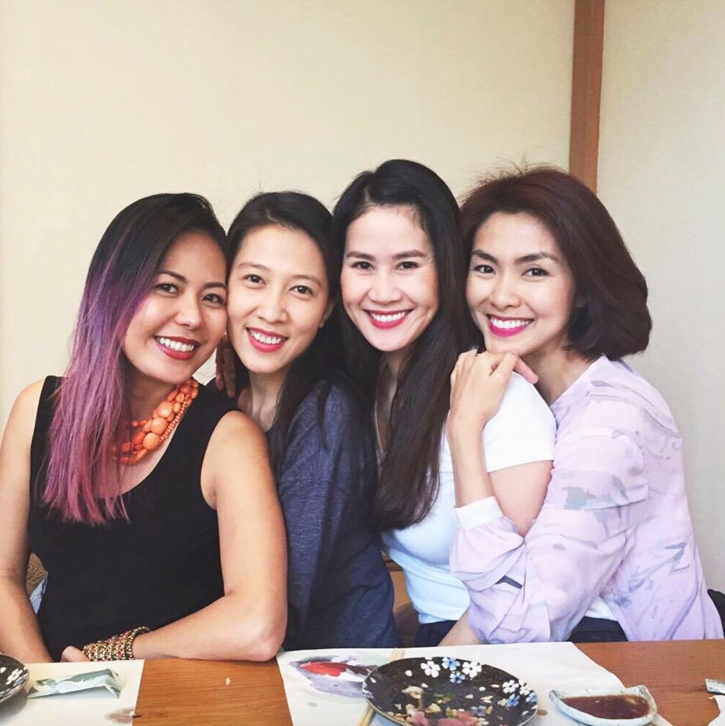 Những hội bạn thân toàn mỹ nhân nổi tiếng của showbiz Việt: Đứng một mình đã nổi bật, đi cạnh nhau càng khiến công chúng xuýt xoa