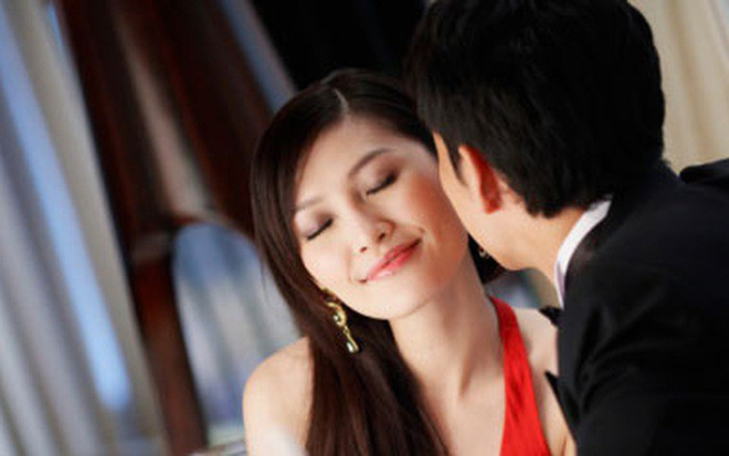 Chị em thương cảm cô gái 30 tuổi lần đầu biết yêu vô tình thành người thứ ba vì qua lại với người có vợ con