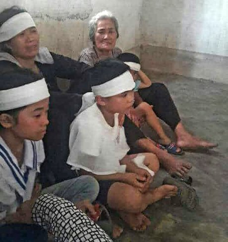 Nghi vợ ngoại tình, chồng treo cổ tự tử