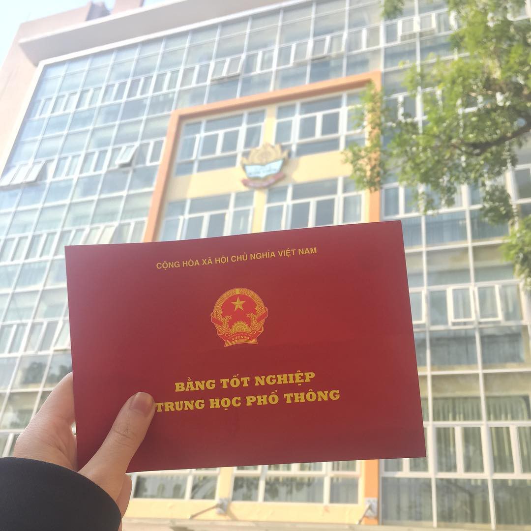 Phong trào đáng yêu của học sinh Kim Liên: 13 reasons why hay kể về những lý do khiến bạn chọn ngôi trường này