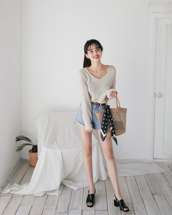 4 kiểu sandals hè vừa thoáng chân lại vừa giúp bạn khắc phục nhiều nhược điểm 4 kiểu sandals hè vừa thoáng chân lại vừa giúp bạn khắc phục nhiều nhược điểm