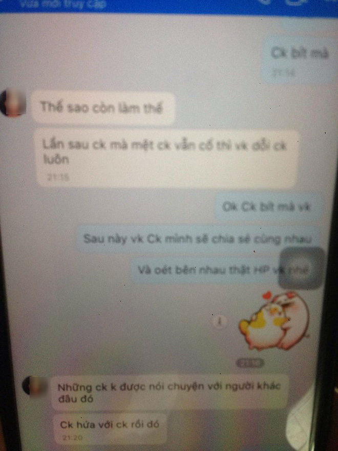 Cặp kè với tiếp viên karaoke, chồng về đánh vợ bầu sắp sinh tím người