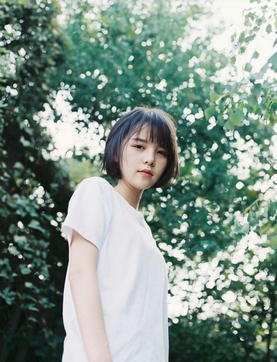 Khóc lóc đau khổ xưa rồi, cô bạn này chia tay xong còn học giỏi hơn, thậm chí nhận học bổng