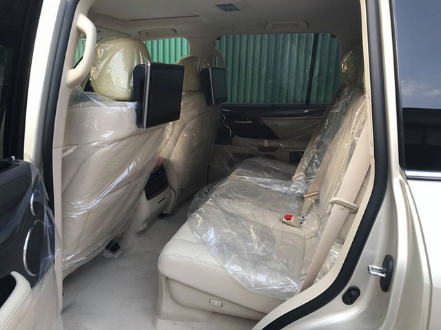 Sốc với giá bán chuyên cơ mặt đất Lexus LX570 2018 nhập Mỹ tại Hà Nội Sốc với giá bán chuyên cơ mặt đất Lexus LX570 2018 nhập Mỹ tại Hà Nội