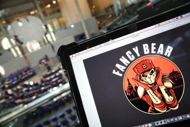 AP: tin tặc Nga giả dạng IS dọa giết vợ lính Mỹ