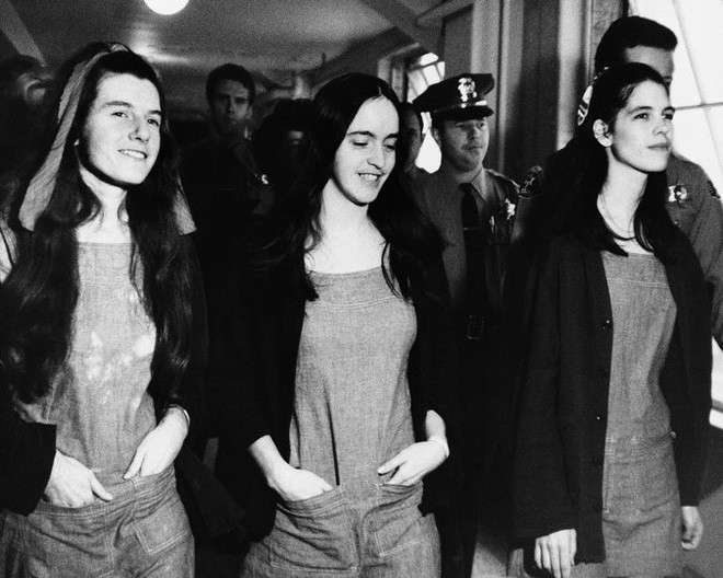 Vụ án gia đình Manson: Kẻ thảm sát nữ diễn viên xinh đẹp đang mang thai làm rung chuyển Hollywood, khiến cả nước Mỹ khiếp sợ Vụ án gia đình Manson: Kẻ thảm sát nữ diễn viên xinh đẹp đang mang thai làm rung chuyển Hollywood, khiến cả nước Mỹ khiếp sợ