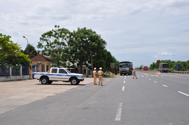 Dân giúp CSGT truy tìm xe gây va chạm giao thông chết người