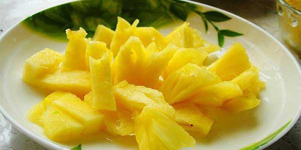 Trước khi ăn dứa chín, phải biết và tránh xa những điều này vì rất hại sức khỏe