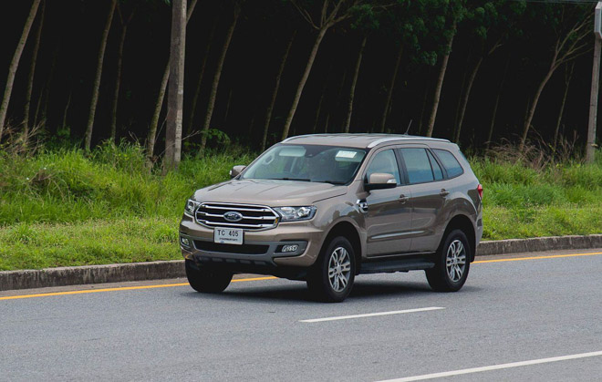 Ford Everest 2018 xuất hiện, sắp về Việt Nam Ford Everest 2018 xuất hiện, sắp về Việt Nam