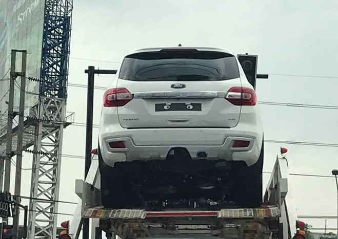 Ford Everest 2018 xuất hiện, sắp về Việt Nam Ford Everest 2018 xuất hiện, sắp về Việt Nam