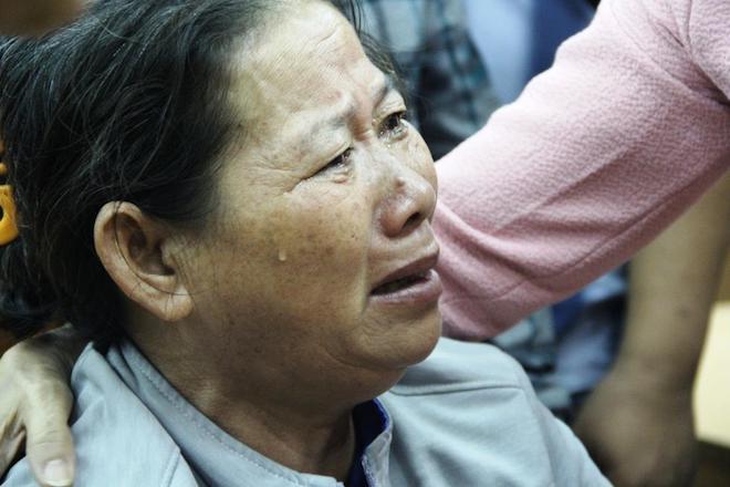 Nước mắt người dân Thủ Thiêm: Chúng tôi đã khổ quá lâu!