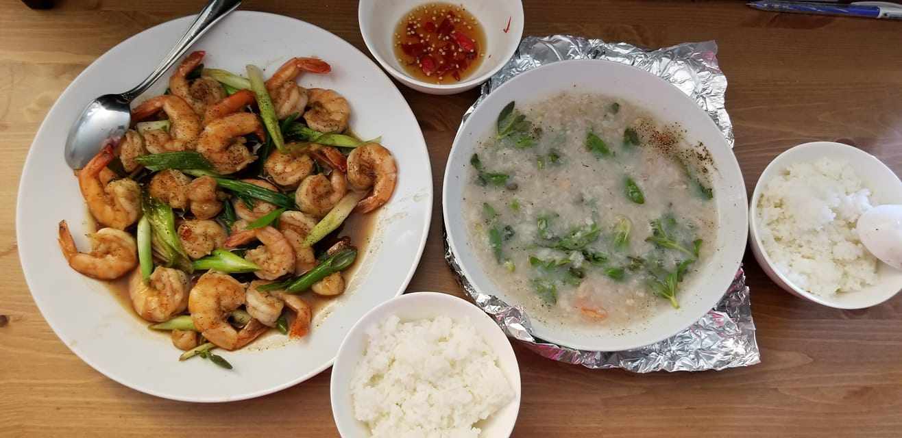 Gái HN khen cơm ông xã nấu, chị em rần rần khoe chồng mình đảm không kém cạnh