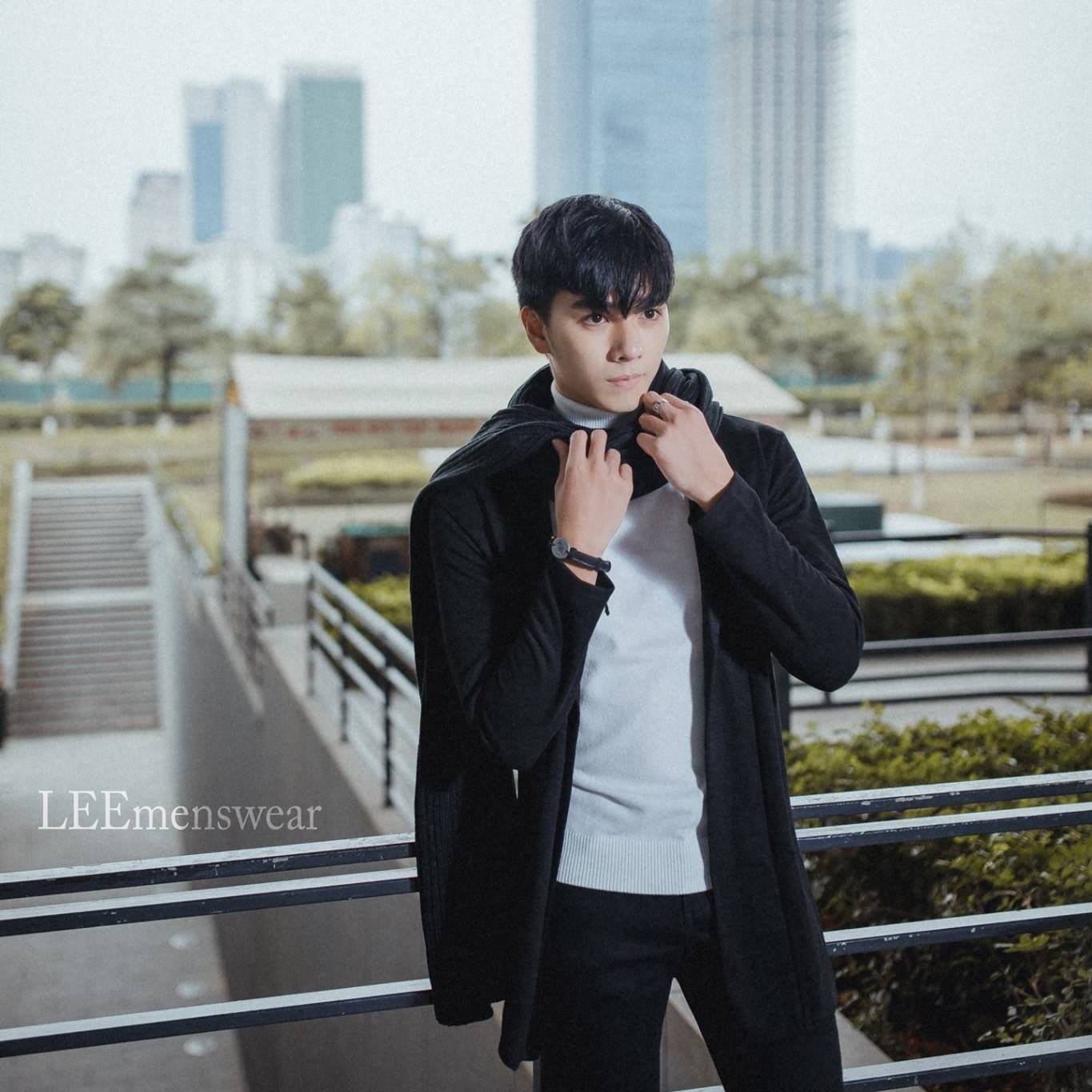 Nam chính vào vai Tiêu Nại trong TVC Việt khiến dân tình xin info bằng được vì quá điển trai Nam chính vào vai Tiêu Nại trong TVC Việt khiến dân tình xin info bằng được vì quá điển trai