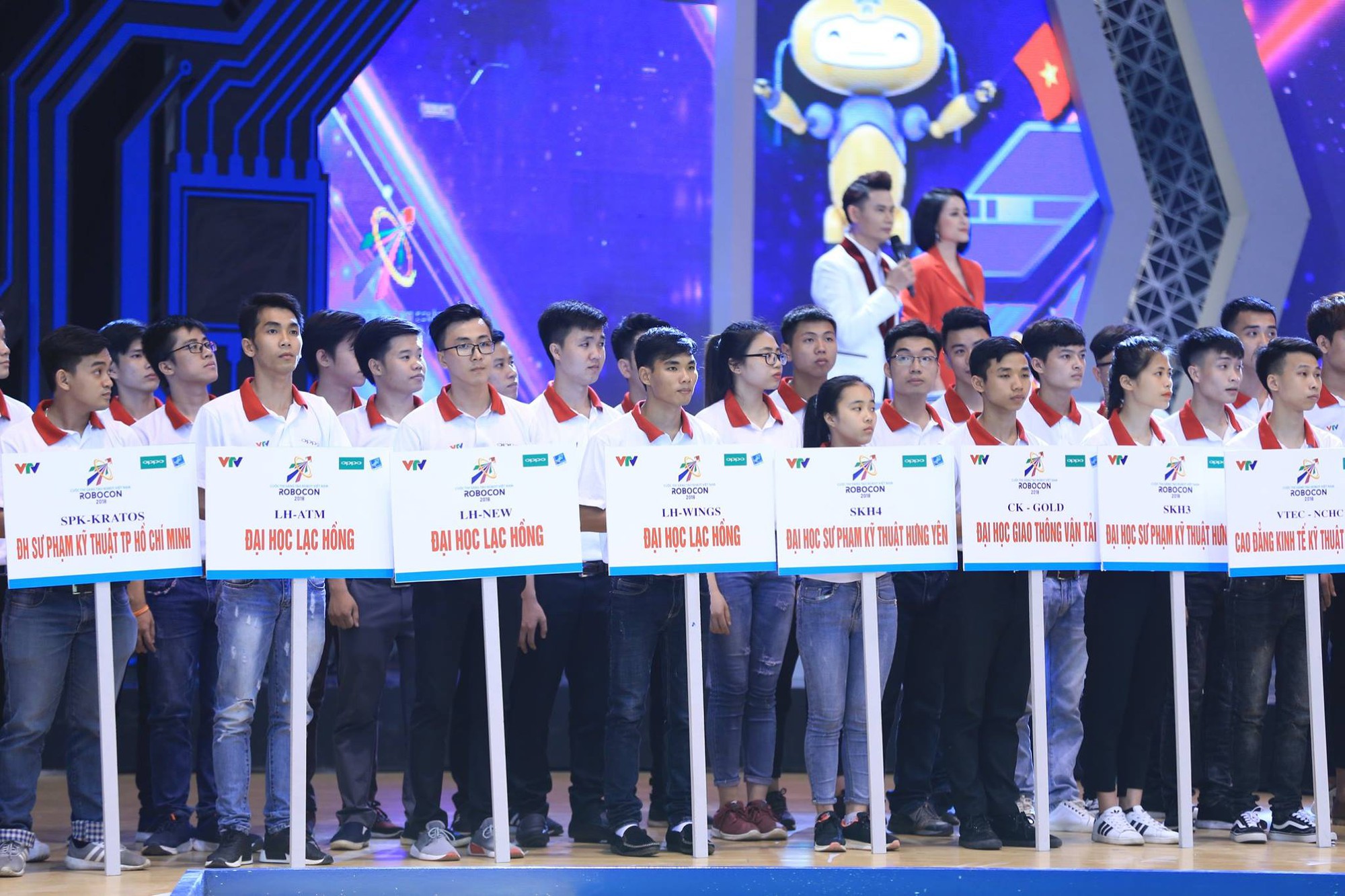 Khai mạc vòng chung kết Robocon 2018: Cả trời ký ức tuổi thơ của thế hệ 8x, 9x bỗng ùa về Khai mạc vòng chung kết Robocon 2018: Cả trời ký ức tuổi thơ của thế hệ 8x, 9x bỗng ùa về