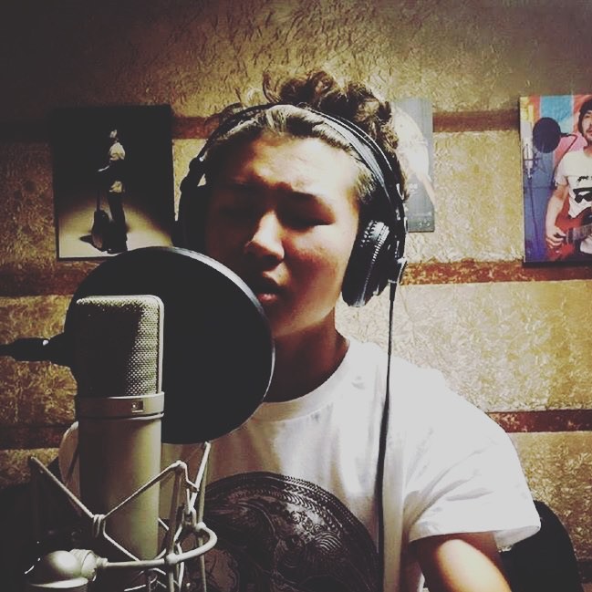 Cậu bé Uudam gặp mẹ trong mơ từng gây sốt cả châu Á 7 năm trước bây giờ ra sao?