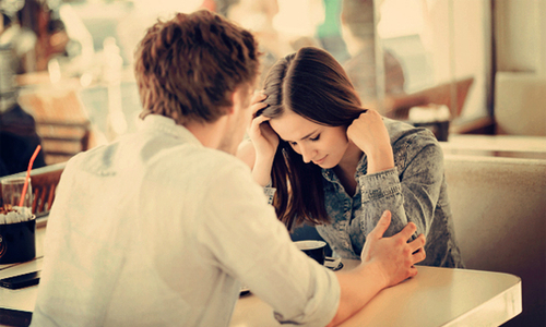Em hai lần đề nghị cưới dù tôi còn chưa rõ họ tên em Em hai lần đề nghị cưới dù tôi còn chưa rõ họ tên em