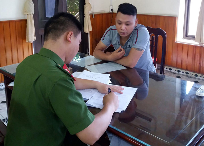 Cảnh sát công nghệ cao bắt 9X buôn bán vũ khí qua mạng