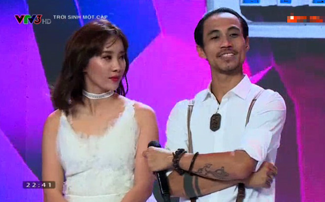 Phạm Lịch công khai tin nhắn cho vợ Phạm Anh Khoa trước vụ tố gạ tình